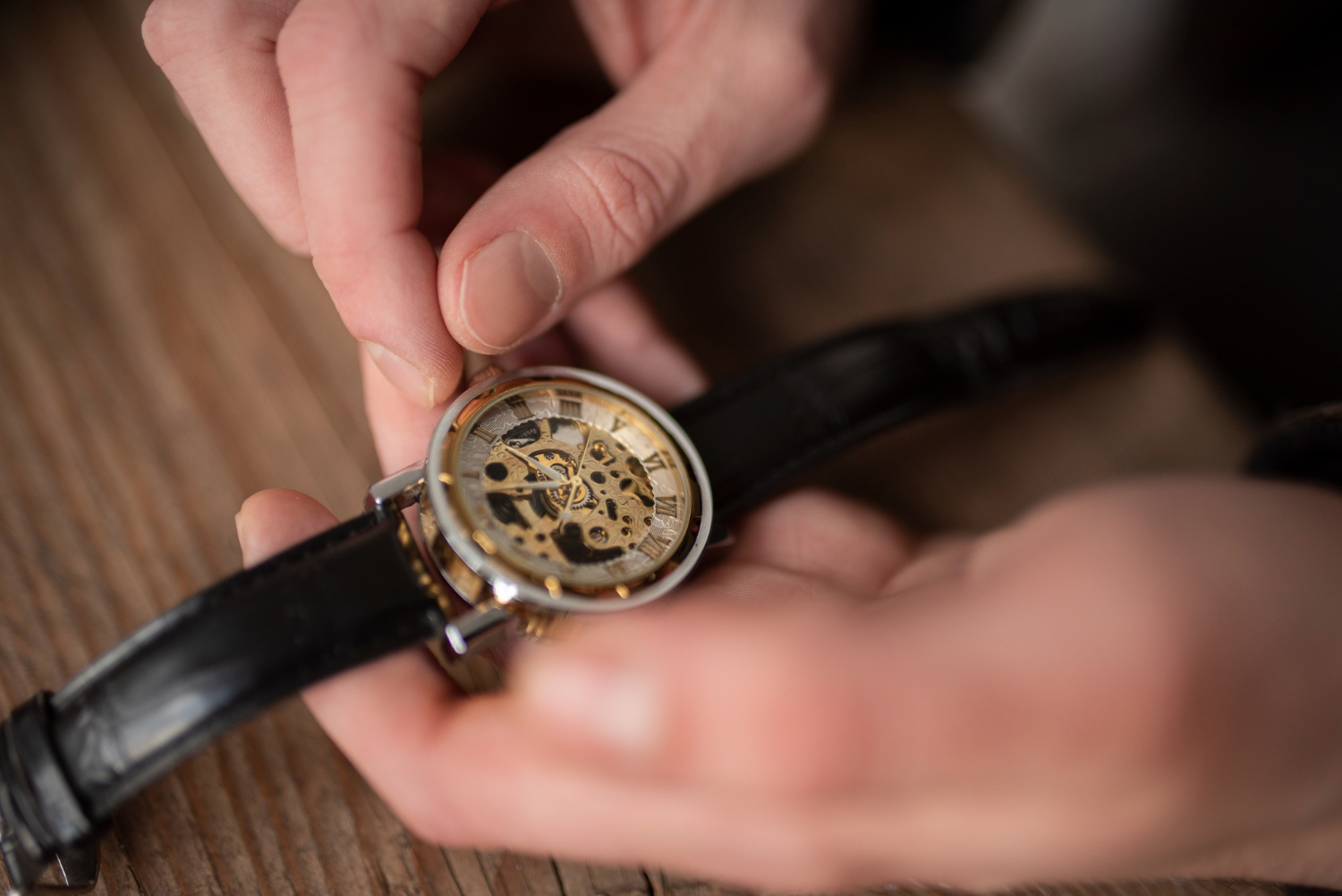 Mechanical vs. Quartz: Can You Really Feel the Difference?