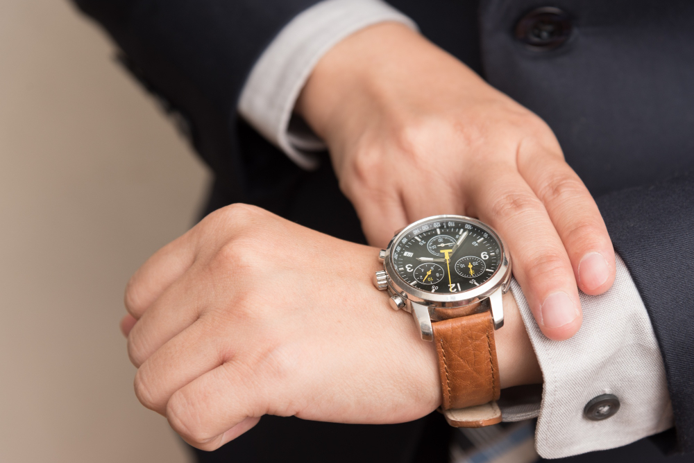 What Makes Luxury Watches Feel Different the Moment You Wear One