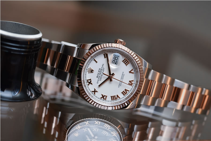 Top Benefits of Wearing a Luxury Watch
